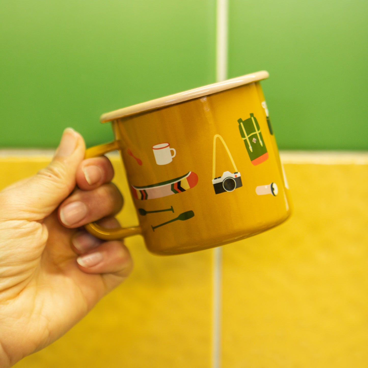 Emaille Tasse CAMP STUFF