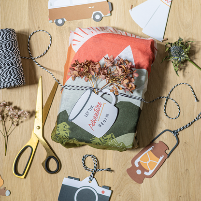 Gift tag adventure set