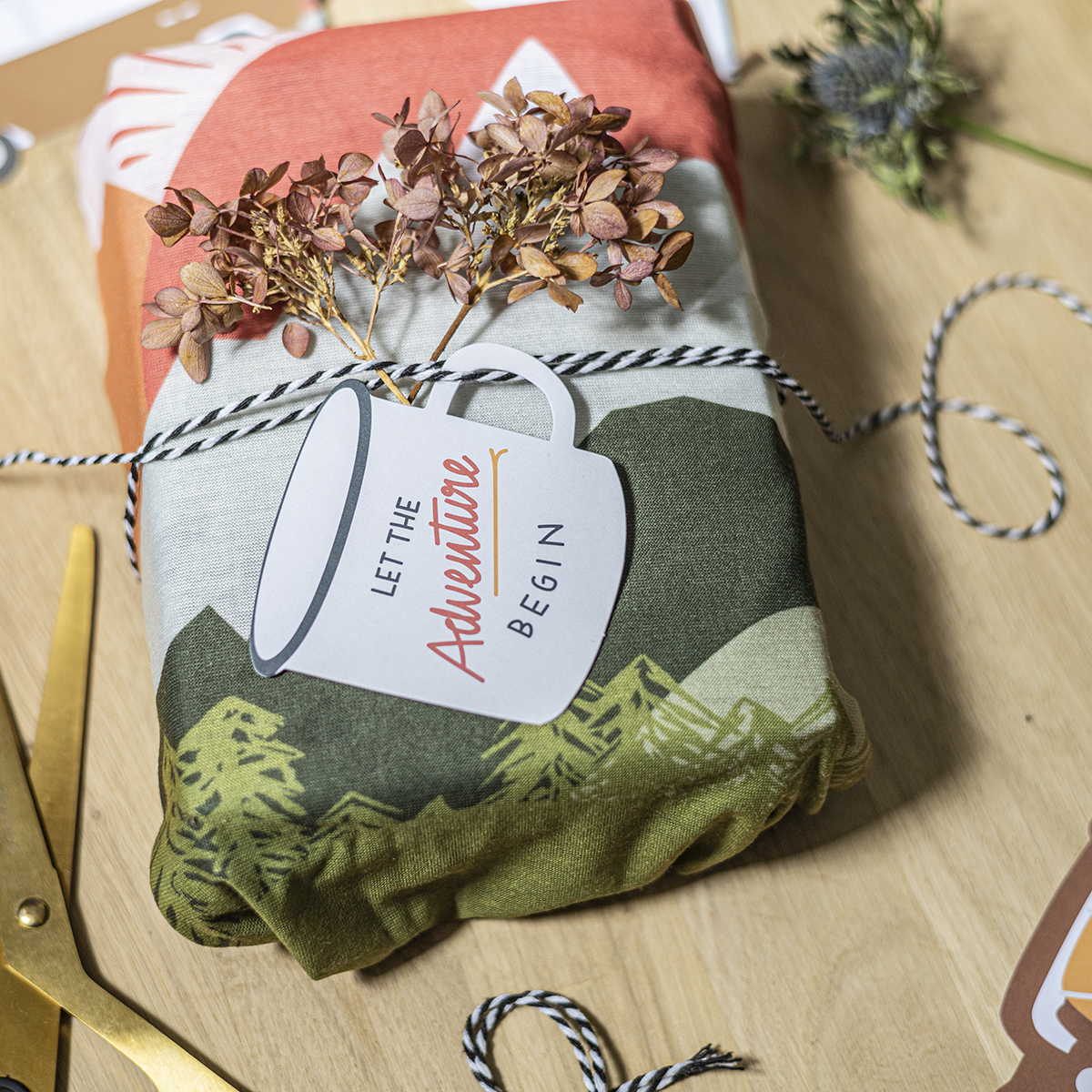 Gift tag adventure set